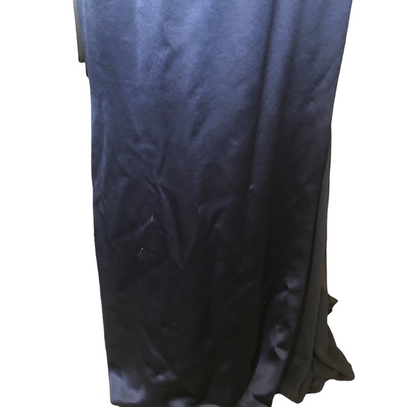 Vera Wang Maids Gown - Picture 5 of 16